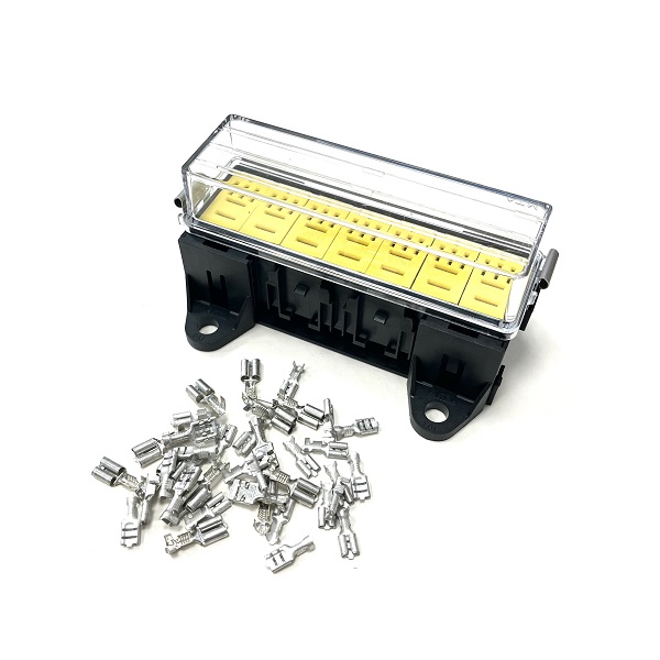 (image for) 7 Way Micro Relay Box With Splashproof Cover